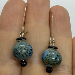 Vtg Boho Blue Speckled Pottery Bead Drop Hoop Wire Dangle Earrings