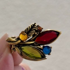 Vintage Mid Century Multicolor Rhinestone Leaf Cluster Clip On Earrings