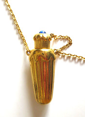 VTG COPAREL ME COLOGNE IN A FLACON PENDENT NECKLACE 29″ CHAIN BLUE STONE ON TOP