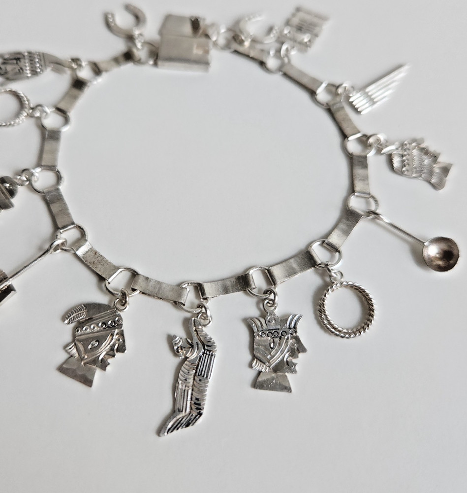 Vintage Mexican 800 Silver Charm Bracelet – 15 Charms – JAB Mark – 7.25″ – 7g