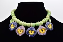 Flying Colors Vintage Pansy Flower Necklace Ceramic Beaded Floral Collar Choker