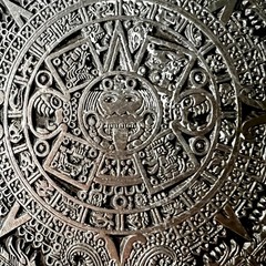 Vtg 1974 Mayan/Aztec Calendar Pendant – Altered Bergamot Brass Belt Buckle -USA