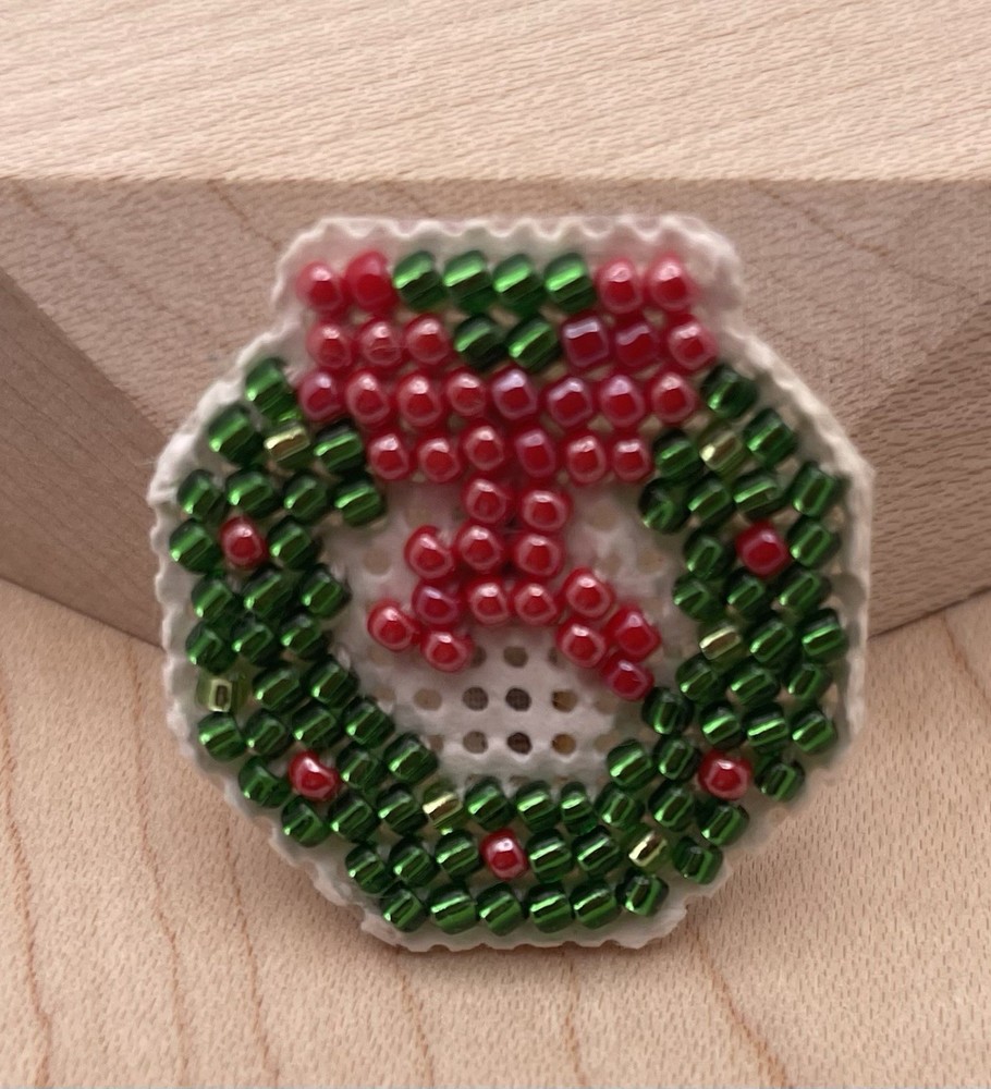 Beaded Christmas Wreath Cross-stitch Style Vintage Holiday Brooch
