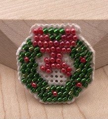 Beaded Christmas Wreath Cross-stitch Style Vintage Holiday Brooch