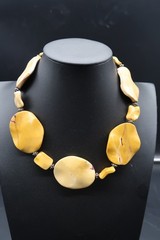 Vtg Baltic Amber Look Choker Length 19″ Irregular Egg Yolk Color Beads Necklace
