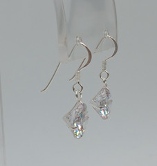 VTG 925 Lead Crystal 1in Drop Earrings Sterling Silver 2gtw Brilliant Faceted