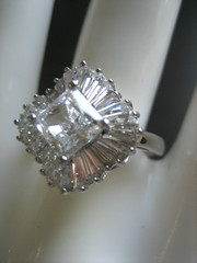 STUNNING VINTAGE 14K WHITE GOLD BAGUETTE BALLERINA RING SIZE 8