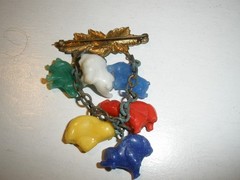 Vintage Brooch with Colorful Animals (see full description)