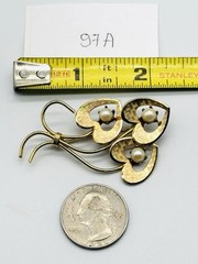 Vtg Unmarked Modernist Heart Flower Pearl Gold Tone Brooch Pin