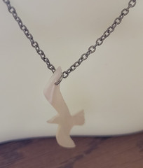 Vtg Estate Bracelet & Necklace Cut Shell Dove Birds Beach Jewelry Set Lot of 2