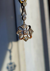Antique Edwardian 18K Old European Cut Diamond Pendant Platinum-Topped Snowflake