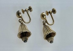 Vintage 12kt Gold Filled JMS Ribbed Bell Dangling Screwback Earrings