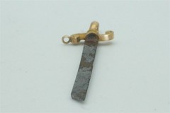 UNUSUAL ANTIQUE 18K GOLD STEEL SWORD CHARM / FOB c1800’s
