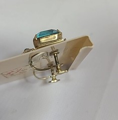 Vtg 1950s Coro Clip Earrings Sparkling Aqua Glass Ear Ware Twist Back Told Tone