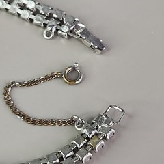 Vintage Rhinestone Bracelet Blue Clear Tapered Silver Tone Safety Chain 6.5″