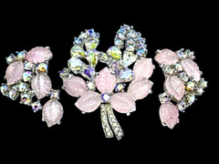 Vintage Jomaz Demi Parure Set Brooch Earrings Carved Leaves