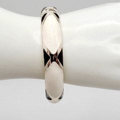 Black White Geometric Abstract Enamel Print Silver Tone Hinged Bangle Bracelet