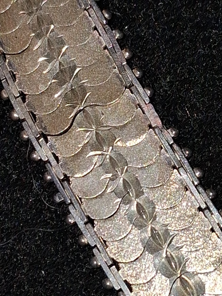 Gorgeous Textured Flat Link Sterling Silver 925 7.5” Safety Latch Bracelet
