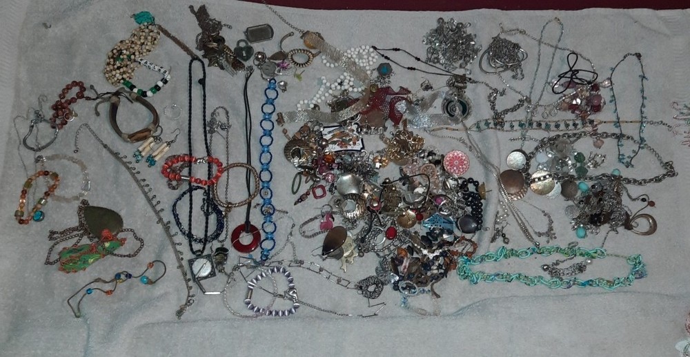 Vintage jewelry lot. Modern earrings necklaces bracelets Mix