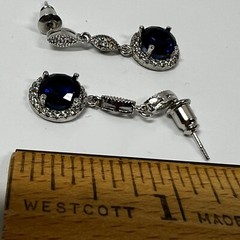 Drop/Dangle Earrings Vintage Dark Blue Round Stone 1” x 0.5” Silver
