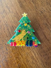 Vintage Christmas Tree Brooch Pin Cat Pawing Ornament Resin Rhinestones