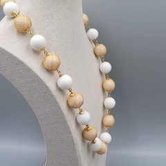 Vintage Bead Necklace White Bead Gold tone Wire Caged Beads 22″-24″