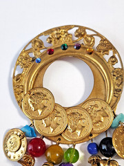 Vintage Katrina Signed Large Gold Tone Dangle Brooch Retro Shabby Chic Boho