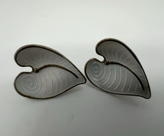 VTG Einar Modahl Norway Sterling White Enamel Leaf Clip-On Earrings 6.7g #y41