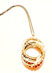 STUNNING Vintage Blue Rhinestone Swirl Pendant Necklace Silver Tone 15″