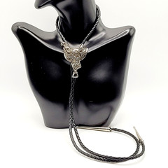 Horse Saddle Southwestern Western Cowboy Silver Tone Vintage Bolo Tie Necklace