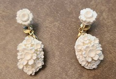 Vintage Lightweight White Carved Celluloid Flower Earrings and Necklace Set