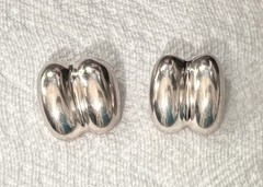 Vintage Mexico 925 Sterling Silver Large Bold Sculptural Puffy Clip On Earrings