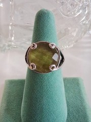 Vintage Designer Faceted Prehnite Cocktail Statement Ring Size 9 Sterling Silver