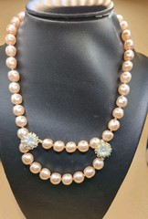 VintageJudith McCann Signed Shuvon Glass Pearl Necklace Dual-Hook Clasp 20″ 0176