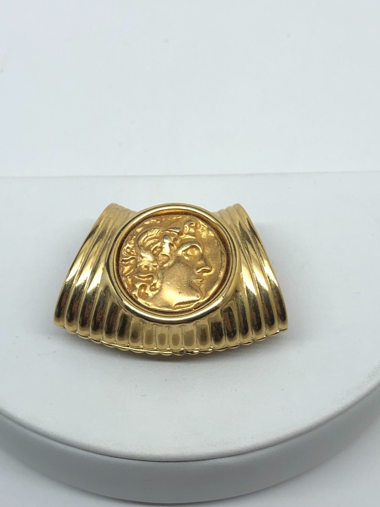 Vtg Echo Scarf Slide Gold Tone Roman man relief style coin unsigned 1 3/4″