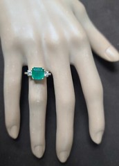 Vintage 14K Gold Engagement Ring 2.21CT. Natural Green Emerald Square Shape