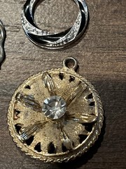 Vintage Pendant Lot Anson Pewter Kramer Metal Mixed Materials Gold Silver Tone