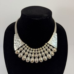 Vintage Silver Tone Brutalist Bib Statement Necklace Hammered Herringbone