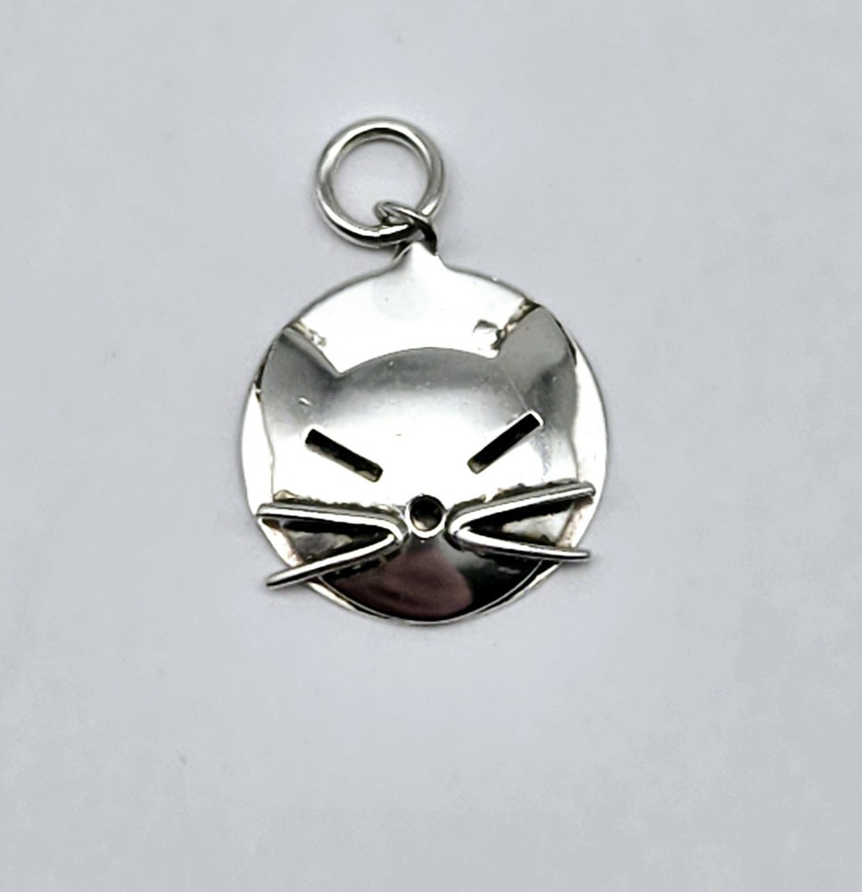 Vintage Sterling Silver Kitty Cat Cartoon Anime Circle Charm Pendant – 2.0g