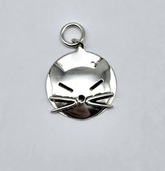 Vintage Sterling Silver Kitty Cat Cartoon Anime Circle Charm Pendant – 2.0g