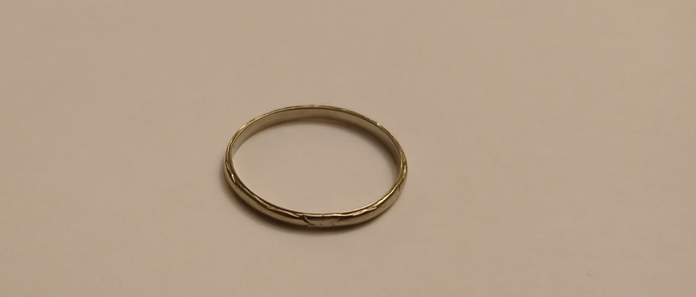 ANTIQUE 18K WHITE GOLD RING,SIZE 6.