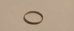 ANTIQUE 18K WHITE GOLD RING,SIZE 6.