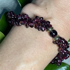 Vintage Bracelet Estate Fine Jewelry Red Almandine Garnet Pre-Owned Bead 6.5″