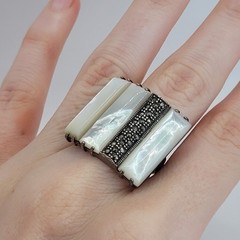 Vintage Sterling Silver Mother of Pearl Marcasite Panel Statement Ring Size 6.25