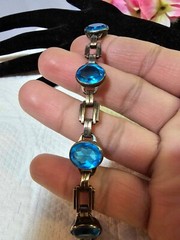 1/20- 10k gold filled w/ blue stones Link Chain Bracelet 6.75in”- B2
