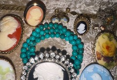 Huge Estate Heirloom Cameo Vtg Mod Romantic Jewelry Lot Brooch Locket Flowers