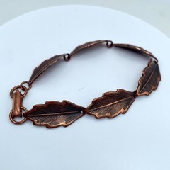 Vintage Copper-Tone Classic Mid-Century Engraved Botanical Leaf Link Bracelet