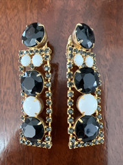 VINTAGE 1980’s BLACK RHINESTONE & MILK GLASS DANGLE CHANDELIER EARRINGS