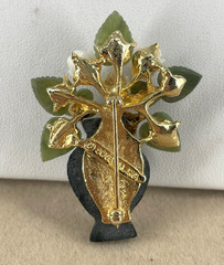VTG SWOBODA Carved Jade & Coral Roses in Onyx Vase brooch -Read-