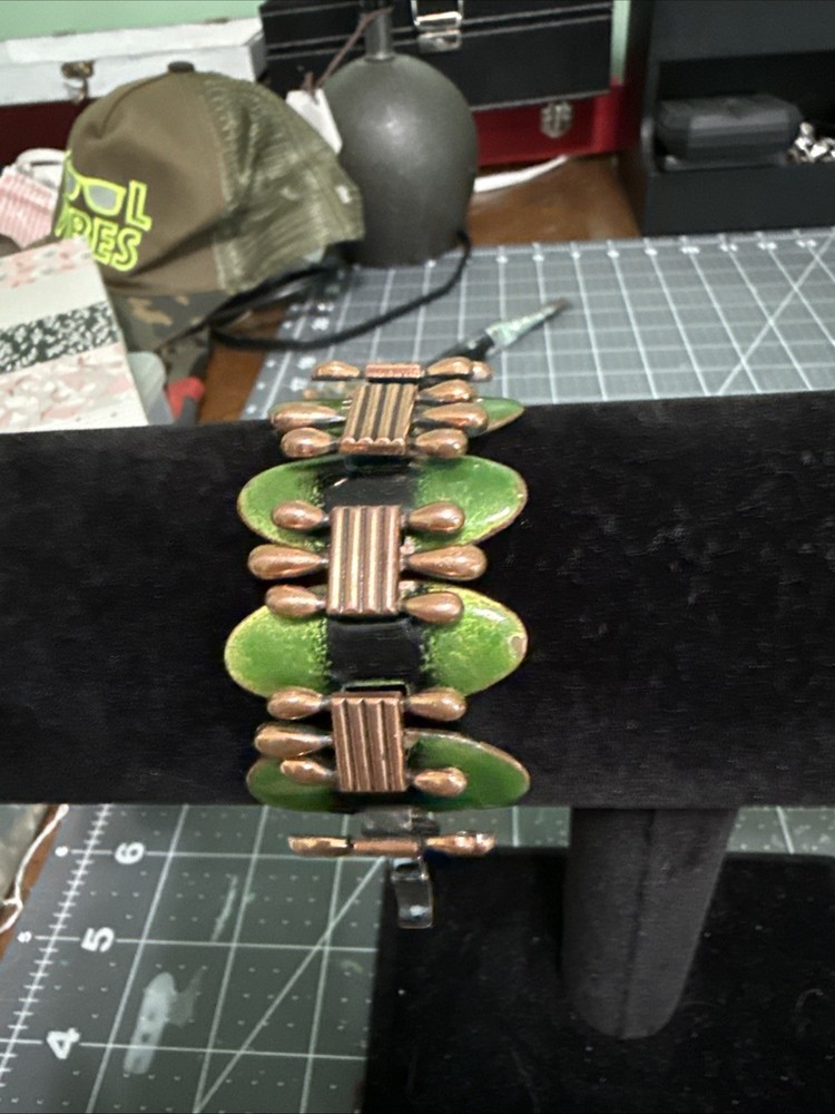 Vintage Matisse Copper Green Painted Enamel Bracelet 7″ Read